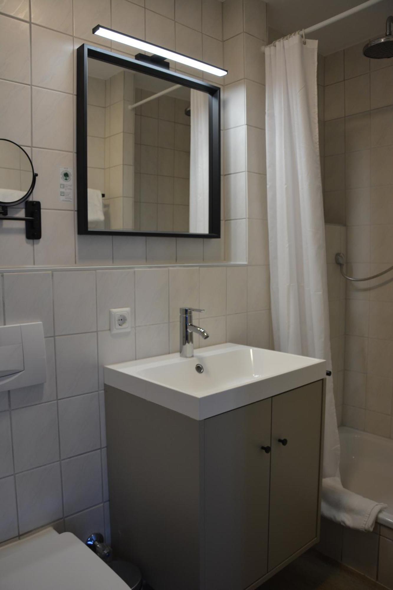 Hotel Garni Kern Halfing Экстерьер фото